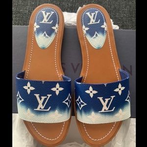 LOUIS VUITTON Lock It Flat Mule Sandals Slides